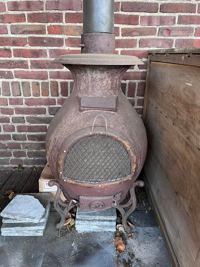 Gietijzeren houtkachel tuinhaard tuinkachel, Tuin en Terras, Ophalen, Zo goed als nieuw