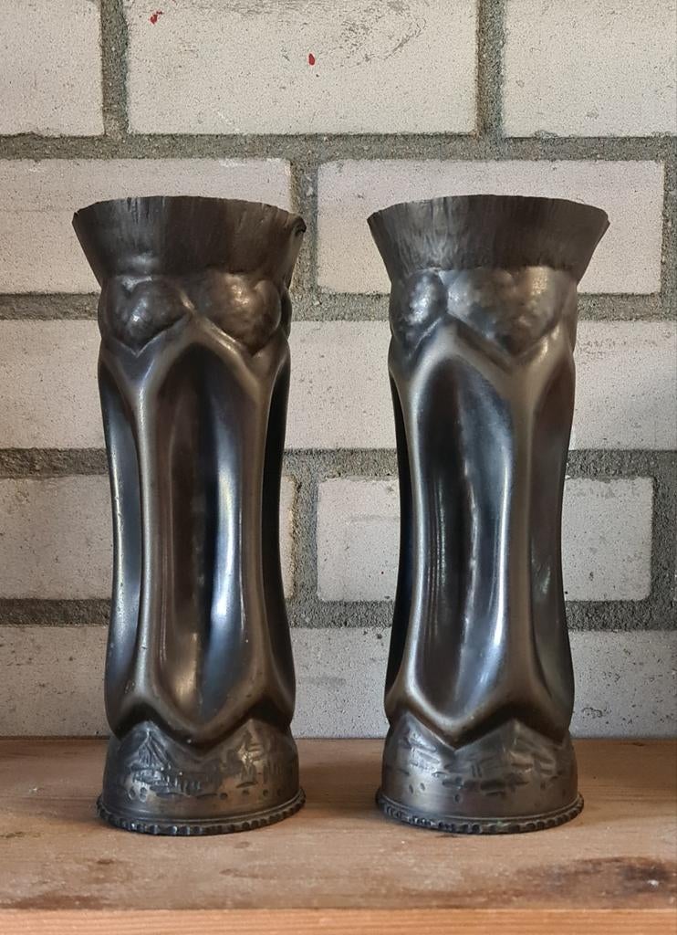 Trench Art loopgraafkunst 1942 vazen, Ophalen of Verzenden