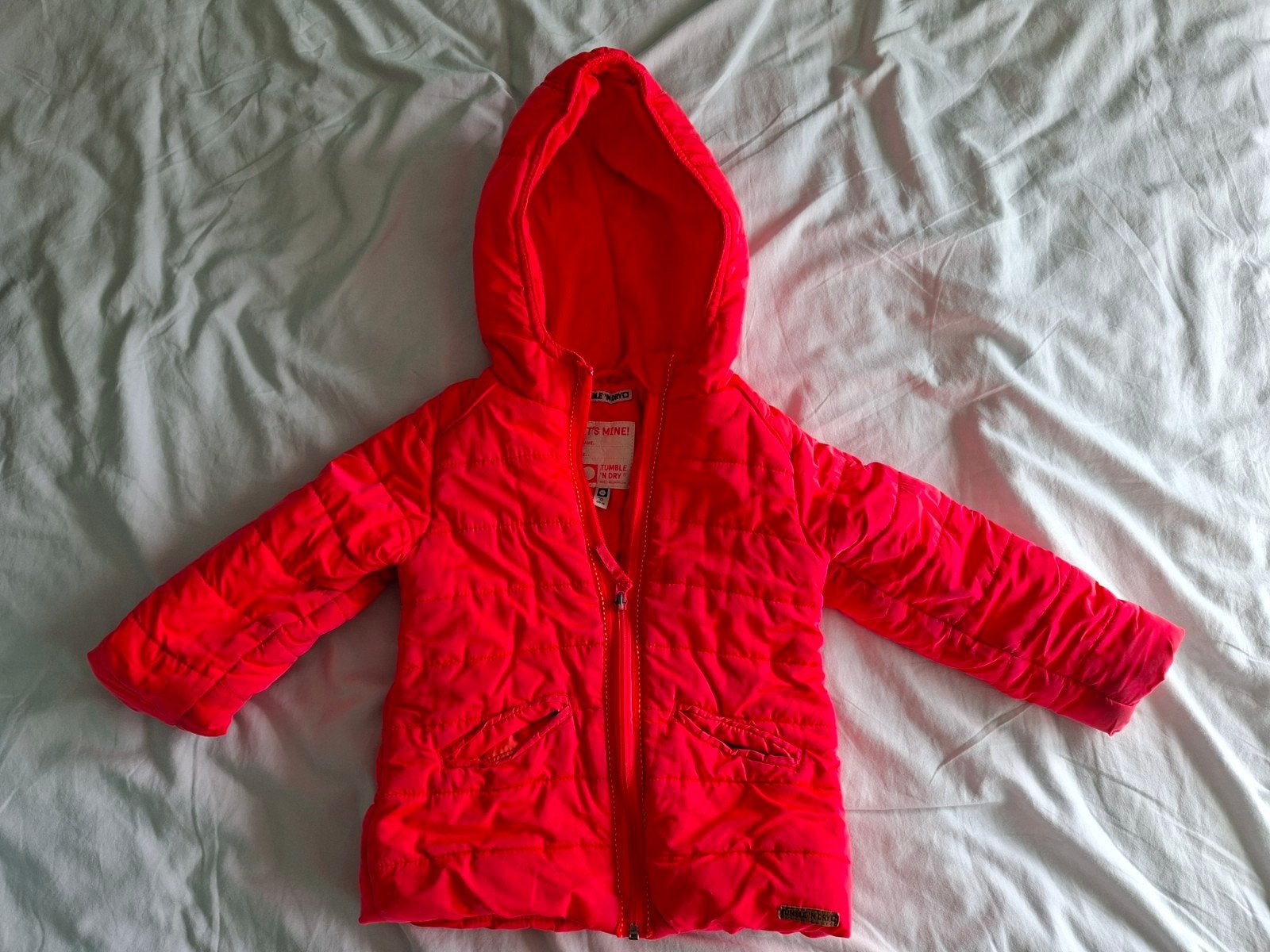 Tumble 'n Dry winterjas maat 98 neon rood/oranje, Tumble 'n Dry, Gebruikt, Jongen of Meisje, Ophalen of Verzenden