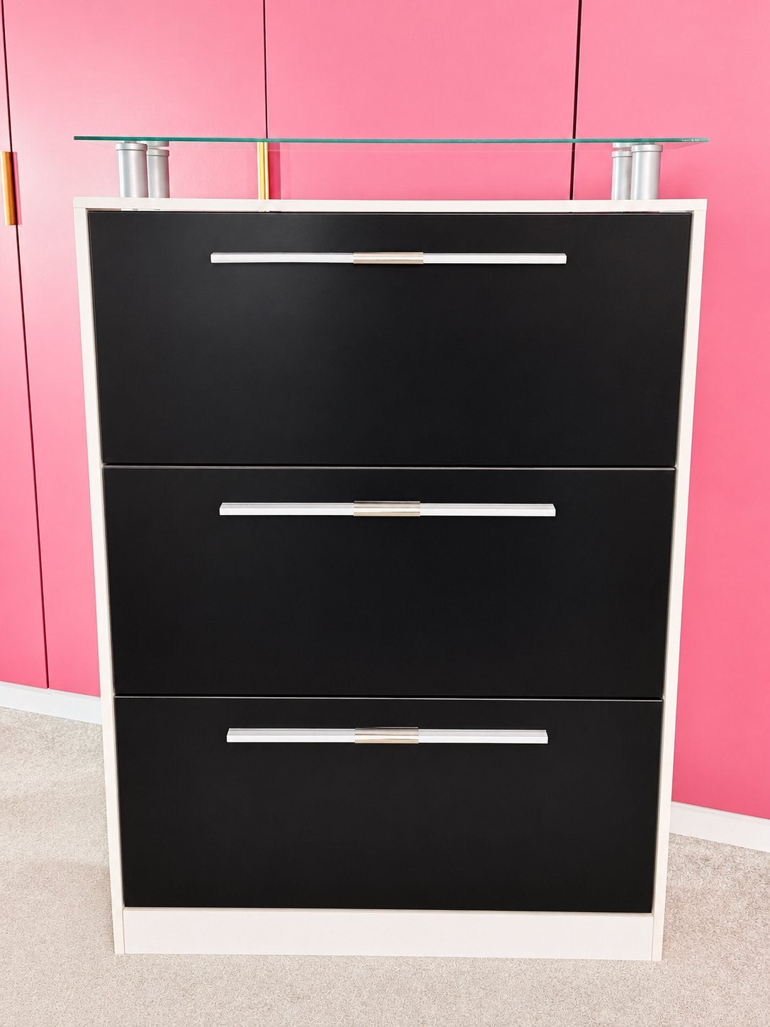 ***Moderne schoenenkast met glazen legplank voor 24 paar***, Ophalen, Zo goed als nieuw