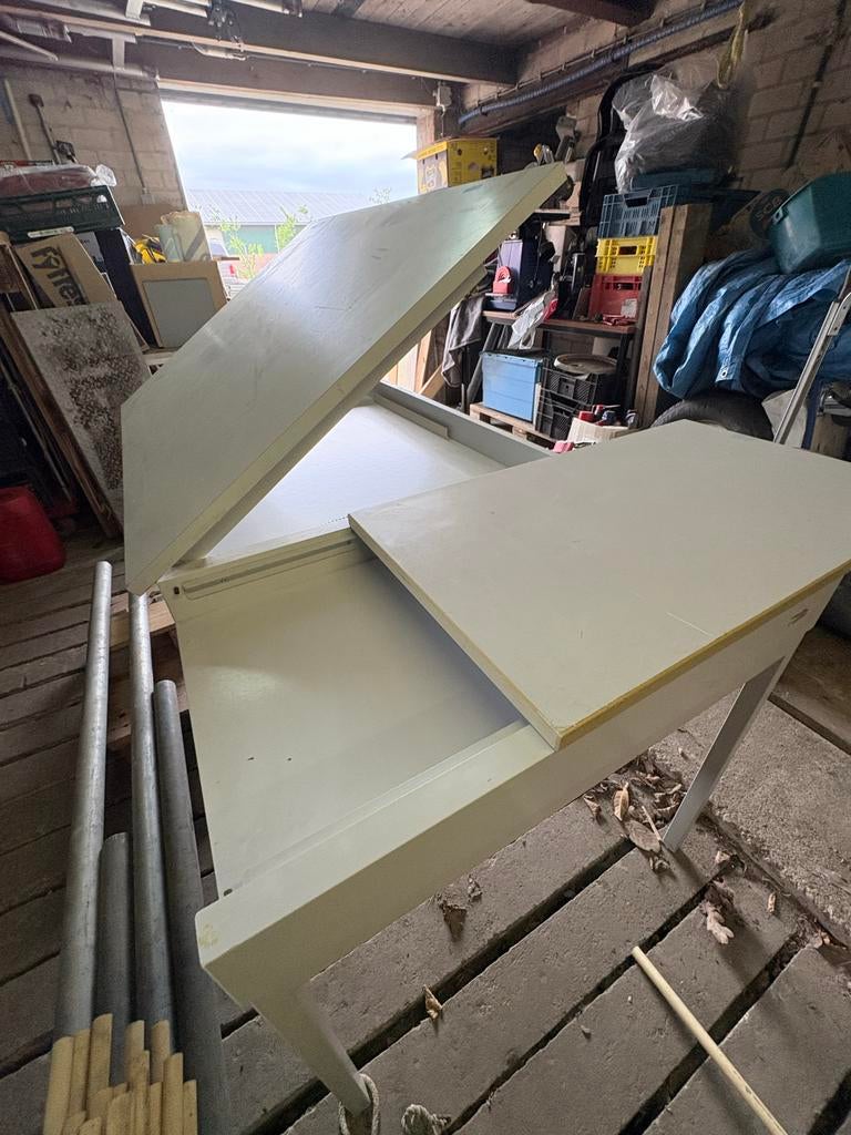 Tekentafel met opbergruimte, Ophalen of Verzenden, Zo goed als nieuw, 150 tot 170 cm