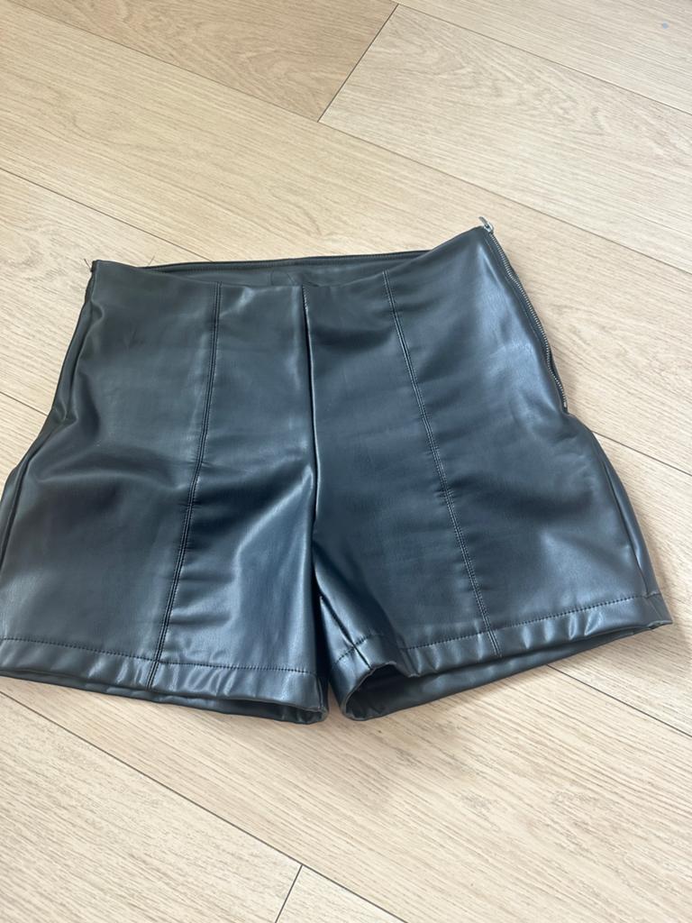 sexy kinky wetlook broek L, Kort, Verzenden, Zwart, Maat 42/44 (L)