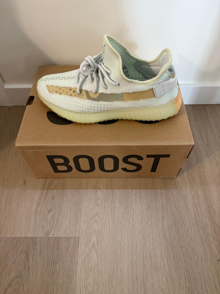 Adidas Yeezy Boost 350 V2 "Hyperspace" | EG7491, Ophalen of Verzenden, Nieuw, Overige kleuren, Sneakers of Gympen