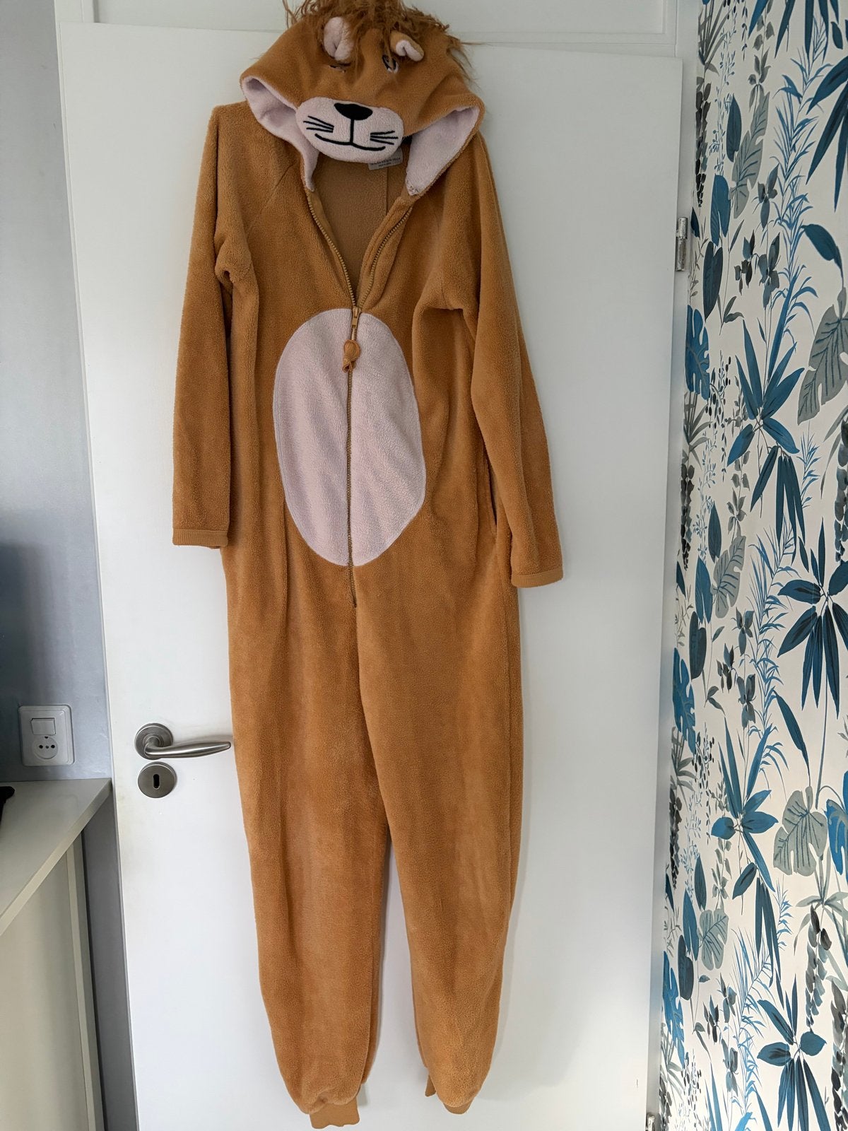 Leuke leeuwen onesie - Maat S, Ophalen of Verzenden, Gedragen, Maat 46 (S) of kleiner