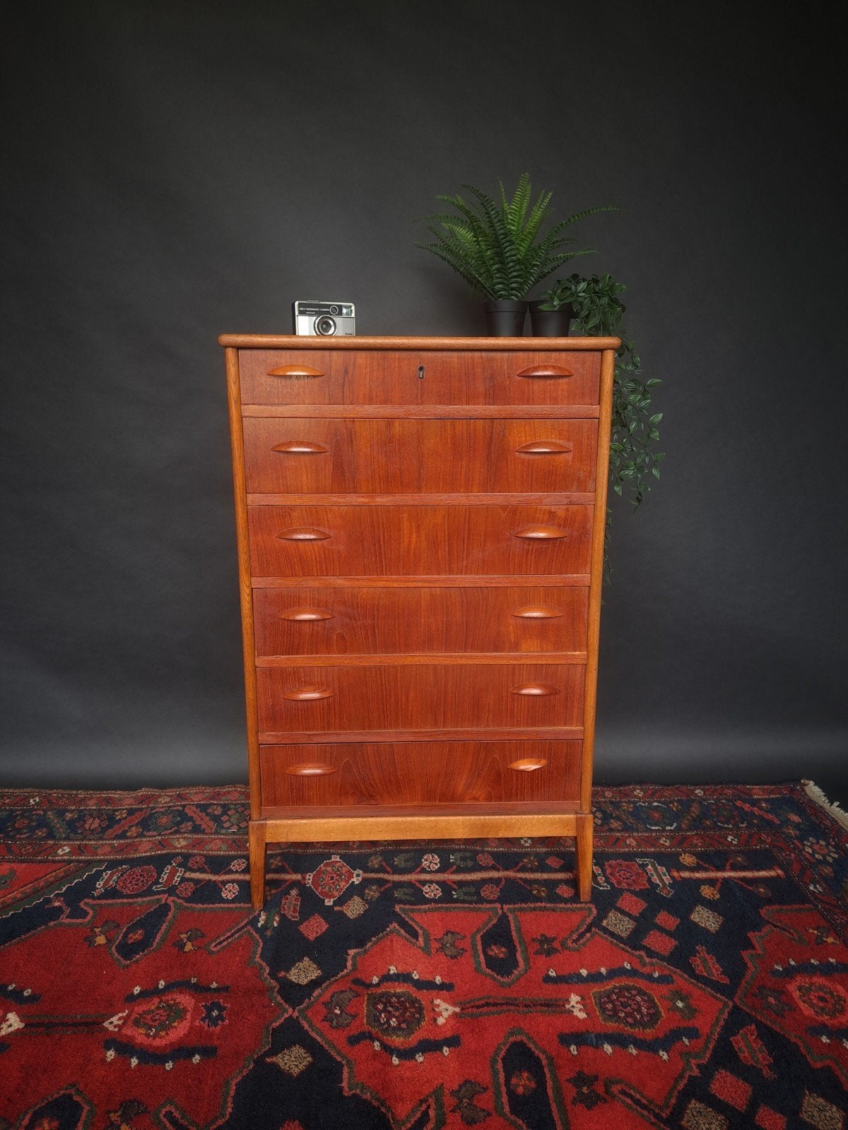 Prachtige Vintage Midcentury Teakhouten Ladekast