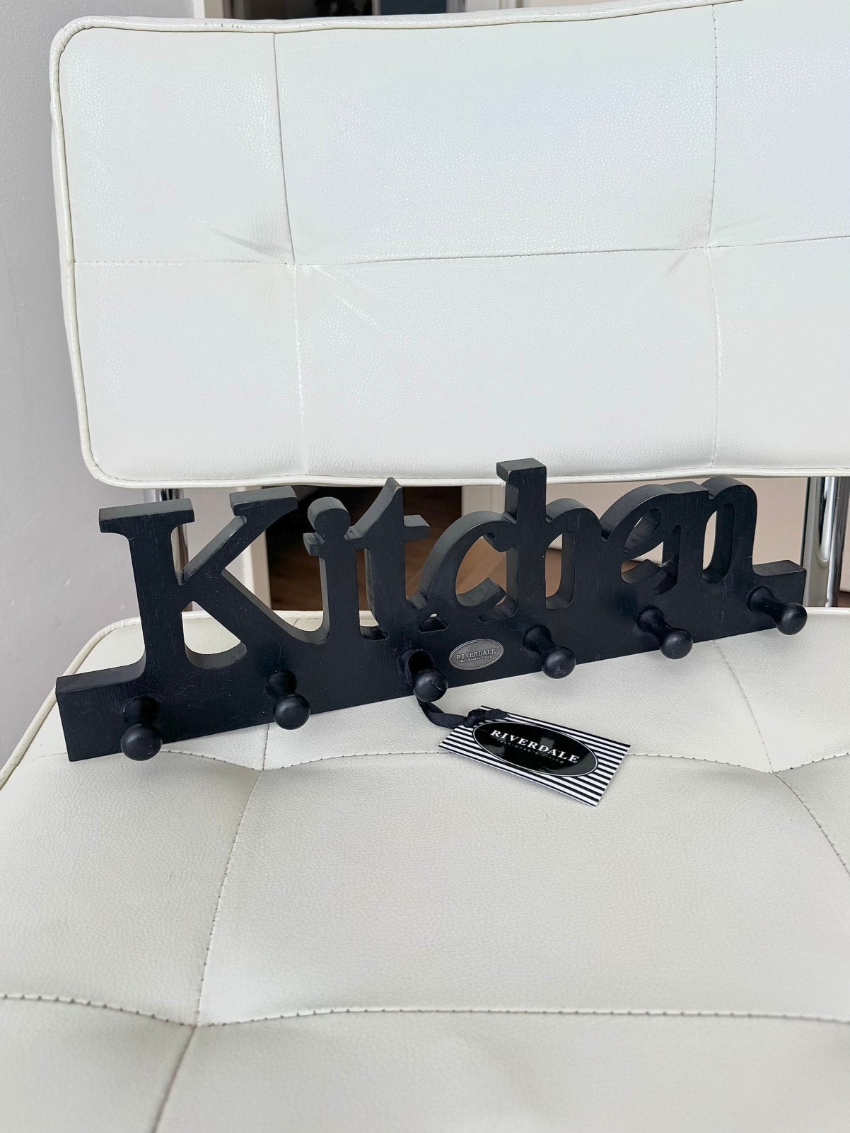 Riverdale 'Kitchen' Kapstok / Handdoekrek Zwart Hout, Huis en Inrichting, Wandkapstok, Gebruikt, Verzenden, Minder dan 100 cm