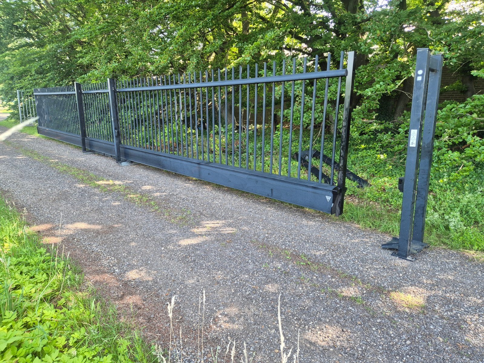 vrijdr.elek,schuifpoort 10 mtr doorgang,1.8 mtr hoog zwart, Ophalen, Gebruikt, 150 tot 200 cm, Hout