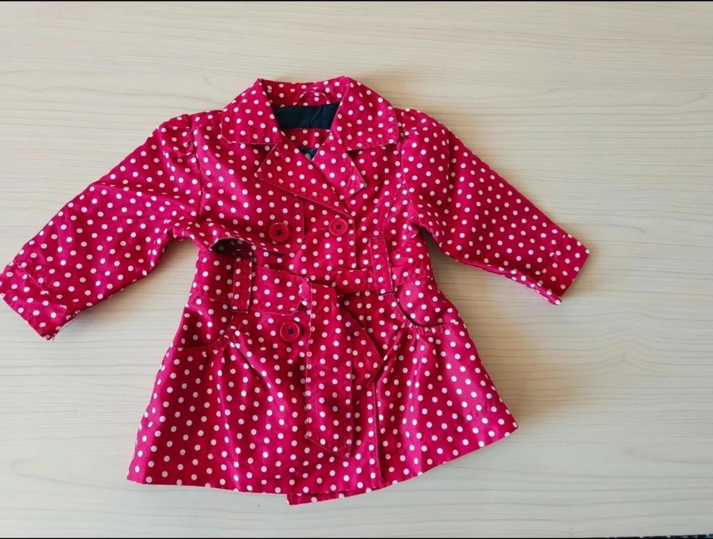 Leuke roze jas met stippen voor meisjes, maat 68, Kinderen en Baby's, Meisje, Frendz, Ophalen of Verzenden, Zo goed als nieuw
