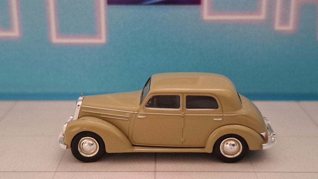 Starmada 1:87 Mercedes 220 (W187) crèmebruin, Ophalen of Verzenden, Gebruikt, Auto, Overige merken