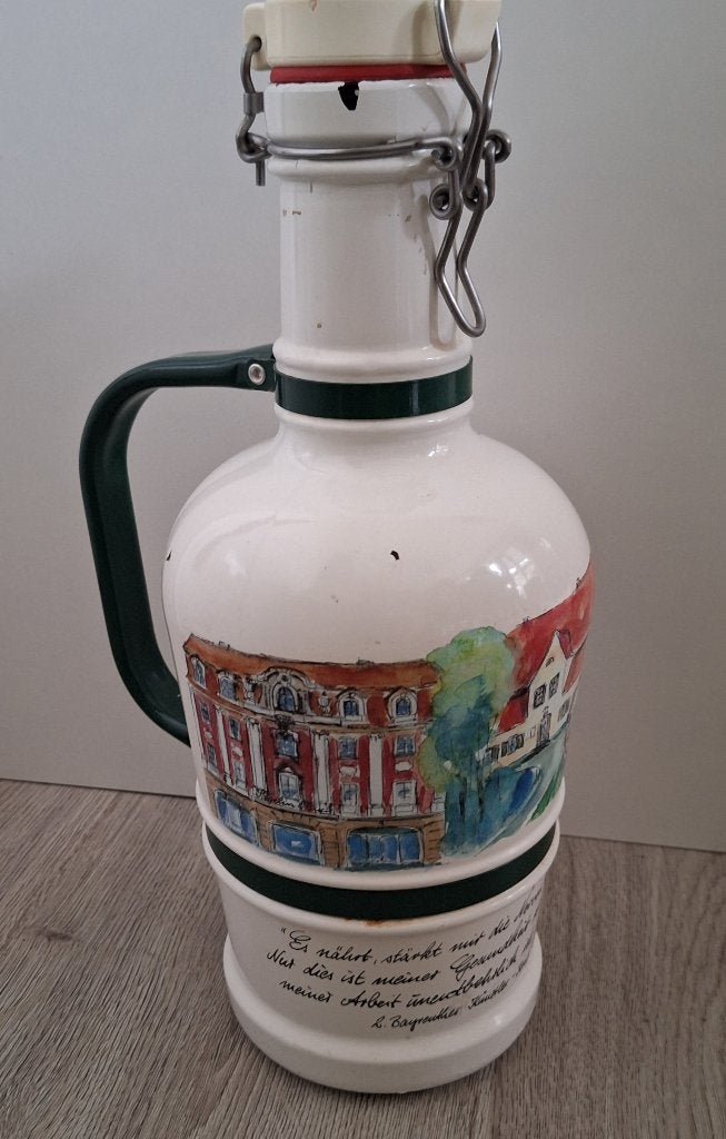 Beschilderde bierfles van Christel Golluer, Bayreuth, Ophalen of Verzenden, Gebruikt, Flesje(s), Overige merken