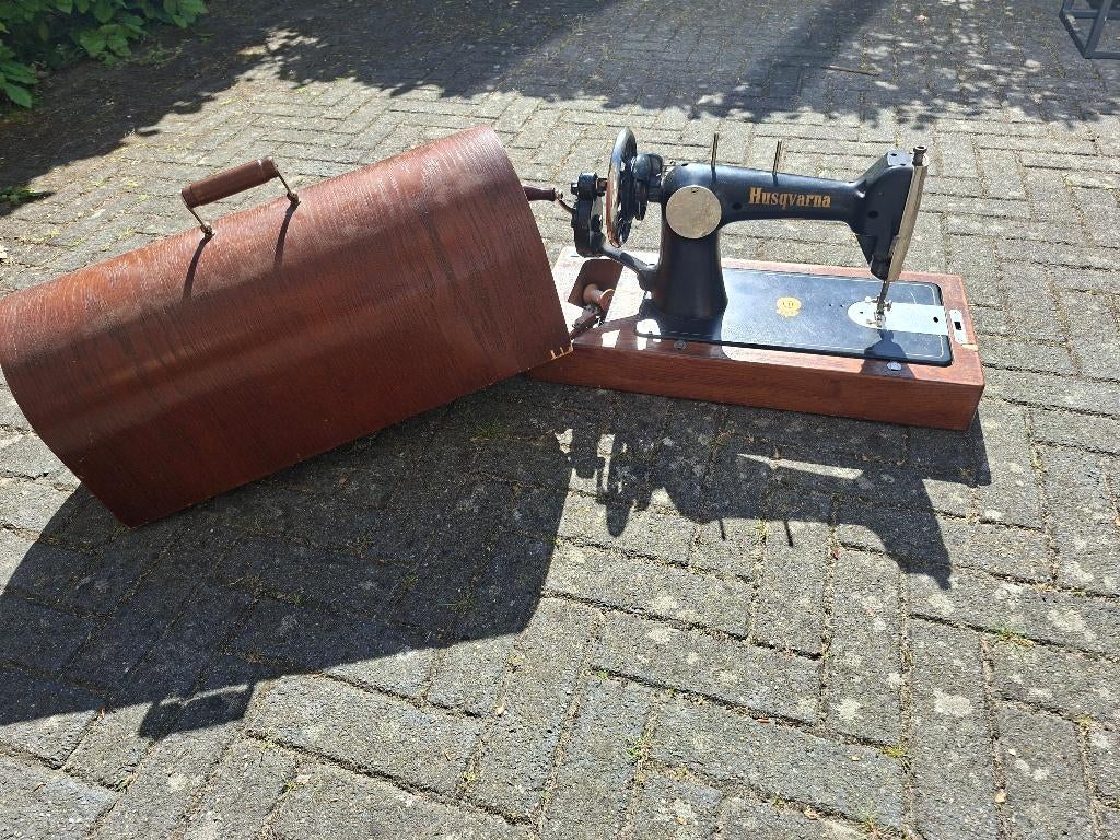 Naaimachine, Ophalen