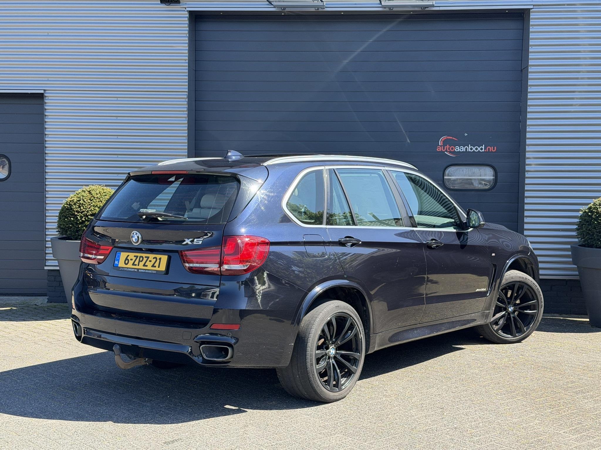 BMW X5 xDrive30d High Executive 7p. M-Sport | Panoramadak |, Auto's, Gebruikt, 2993 cc, 7 stoelen, Zwart