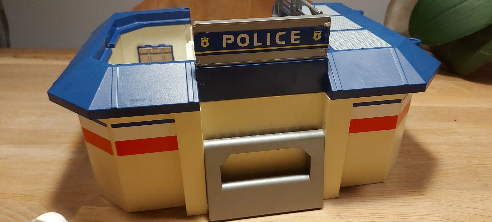 Playmobil Politiebureau met cel, motor en 3 figuren, Gebruikt, Gebouw, Complete set, Ophalen of Verzenden
