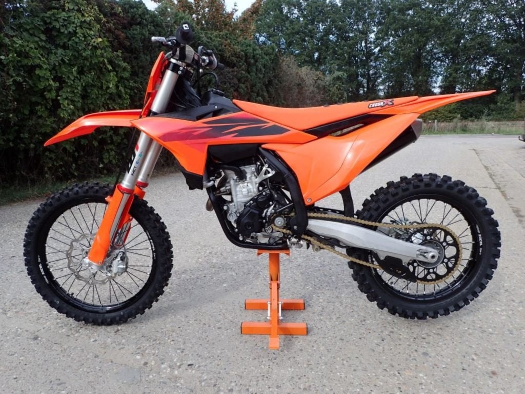 KTM 250 SX-F 2026 —33 uur !! uitgelezen ECU !!, Motoren, 250 cc, KTM, Motorrijbewijs A, Crossmotor