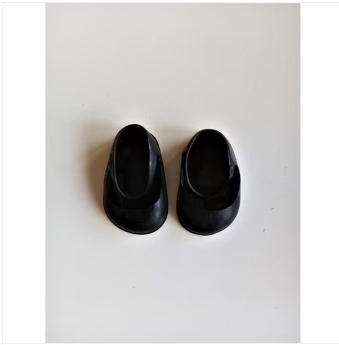 Vintage zwart kunststof  poppen schoentjes/maat 46, Verzamelen, Poppen, Ophalen of Verzenden, Gebruikt, Accessoires