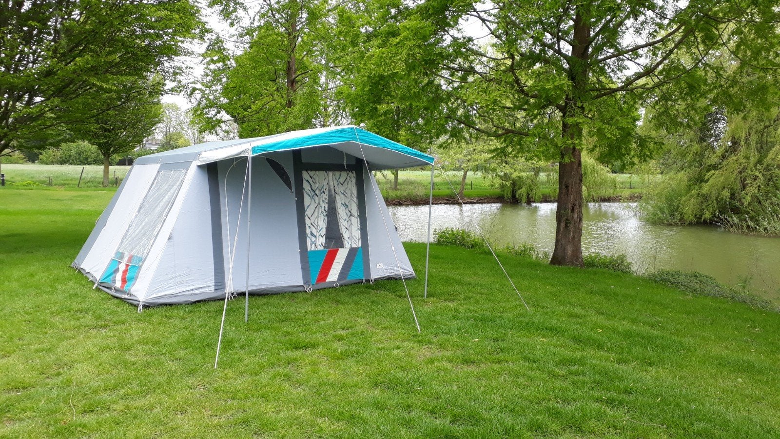 Bungalowtent 4 persoons, Ophalen, Gebruikt, Tot en met 4