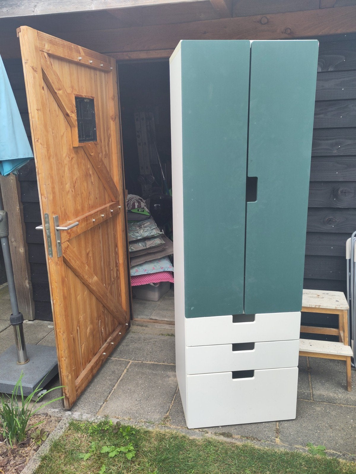 Gratis kast voor in de schuur - beschadigd, Ophalen, Gebruikt, 25 tot 50 cm