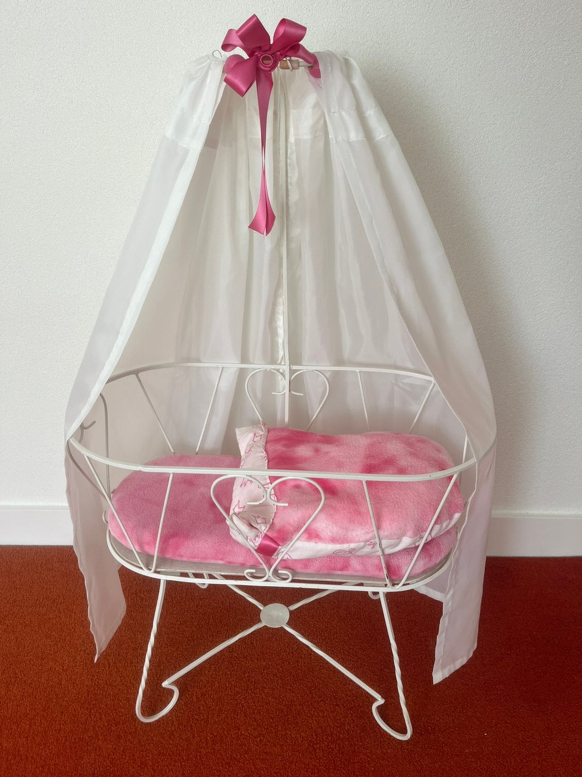 Poppenbed vintage, Ophalen, Zo goed als nieuw, Babypop