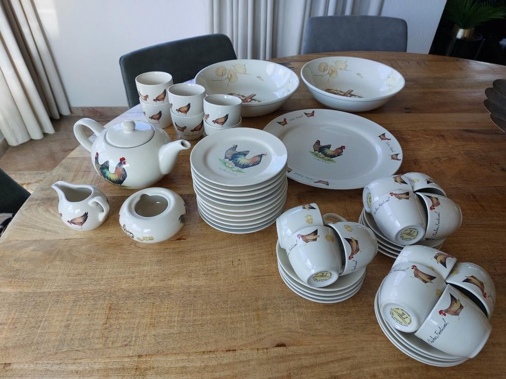 Servies van Jet - Chicken Festival: Thee, Koffie & Gebak, Huis en Inrichting, Keuken | Servies, Zo goed als nieuw, Overige stijlen