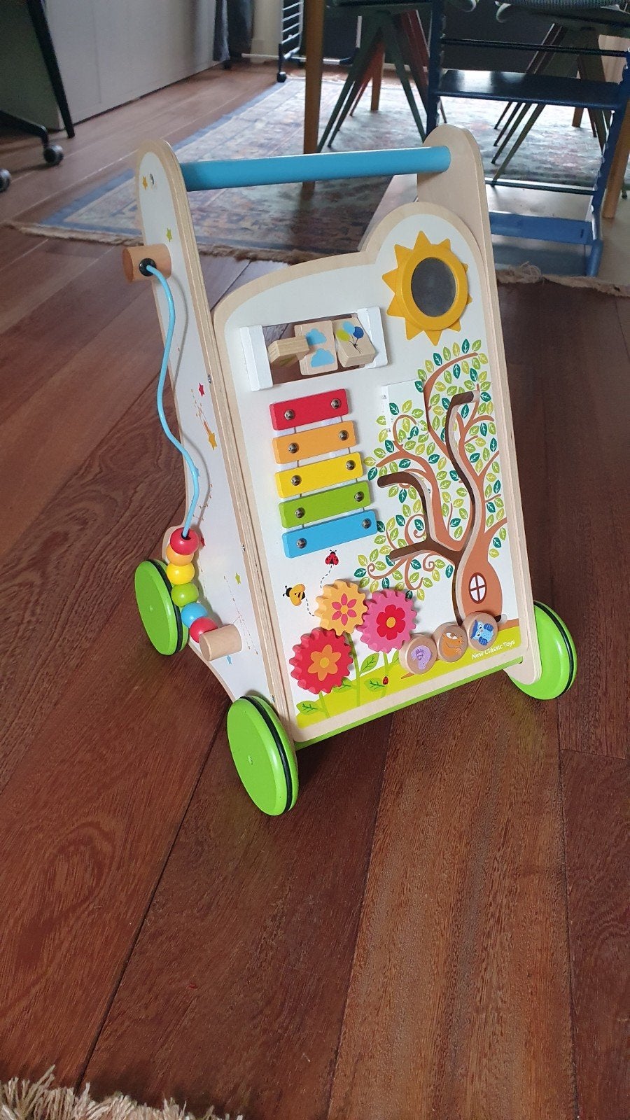 Houten loopwagen met activiteitenpaneel, Ophalen, Zo goed als nieuw, Overige typen, Met wieltjes