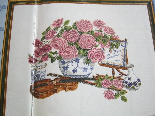 Borduurpatroon  Viool met Rozen  nr 4405, Verzenden, Zo goed als nieuw, Handborduren, Patroon