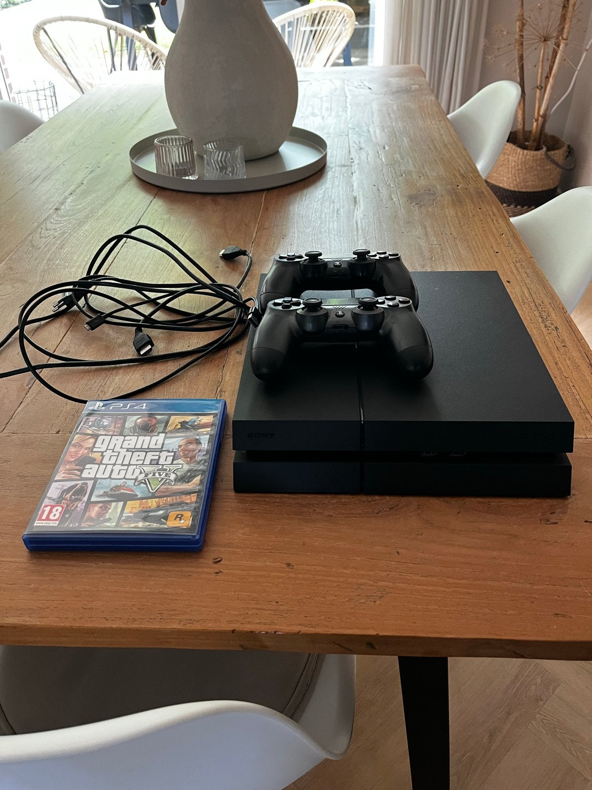 PlayStation 4 1TB met 2 controllers en GTA V, Spelcomputers en Games, Met 2 controllers, Ophalen of Verzenden, 1 TB, Original