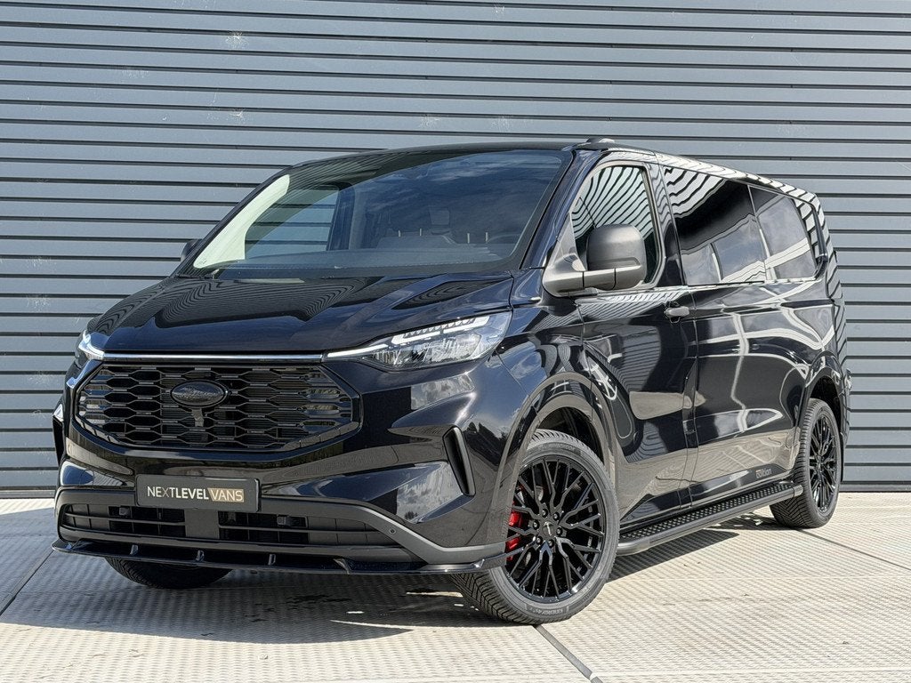 Ford Transit Custom 320 2.0 TDCI L2H1 Trend DC 6-pers / Came, Voorwielaandrijving, 4 cilinders, Met garantie (alle), Zwart