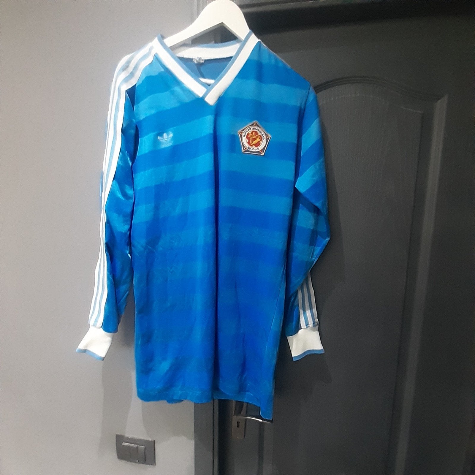 voetbalshirt adidas vintage  Slovan Bratislava 1986, Sport en Fitness, Voetbal, Ophalen of Verzenden, Shirt