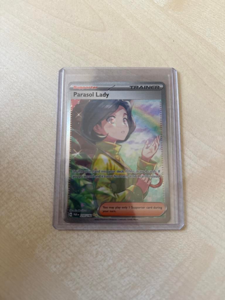 Pokémon TCG: Parasol Lady Full Art Trainer Kaart, Ophalen of Verzenden, Zo goed als nieuw, Losse kaart, Foil