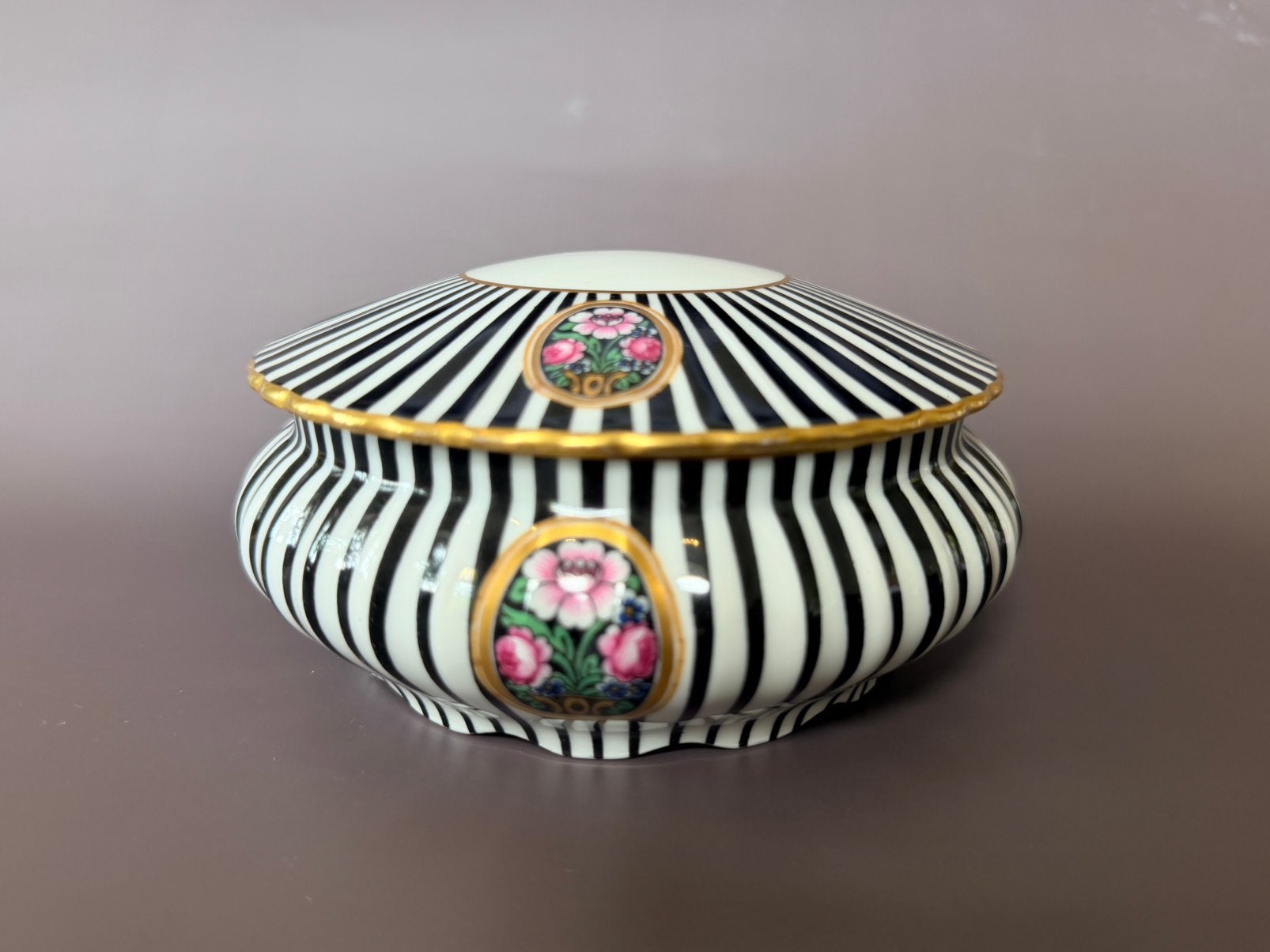 Antiek Limoges Porseleinen Dekseldoosje Art Deco (ca. 1920), Ophalen of Verzenden