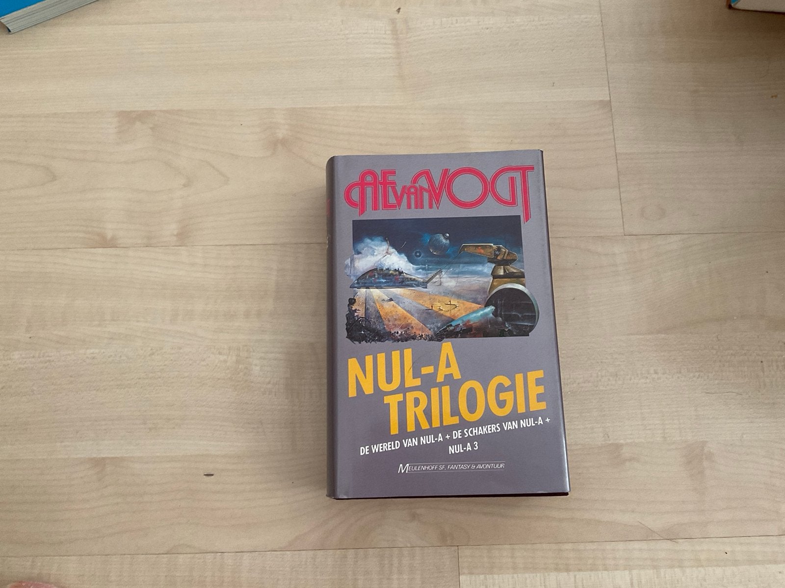 A.E. van Vogt - Nul-A Trilogie (Sciencefiction), Boeken, Ophalen of Verzenden, Zo goed als nieuw