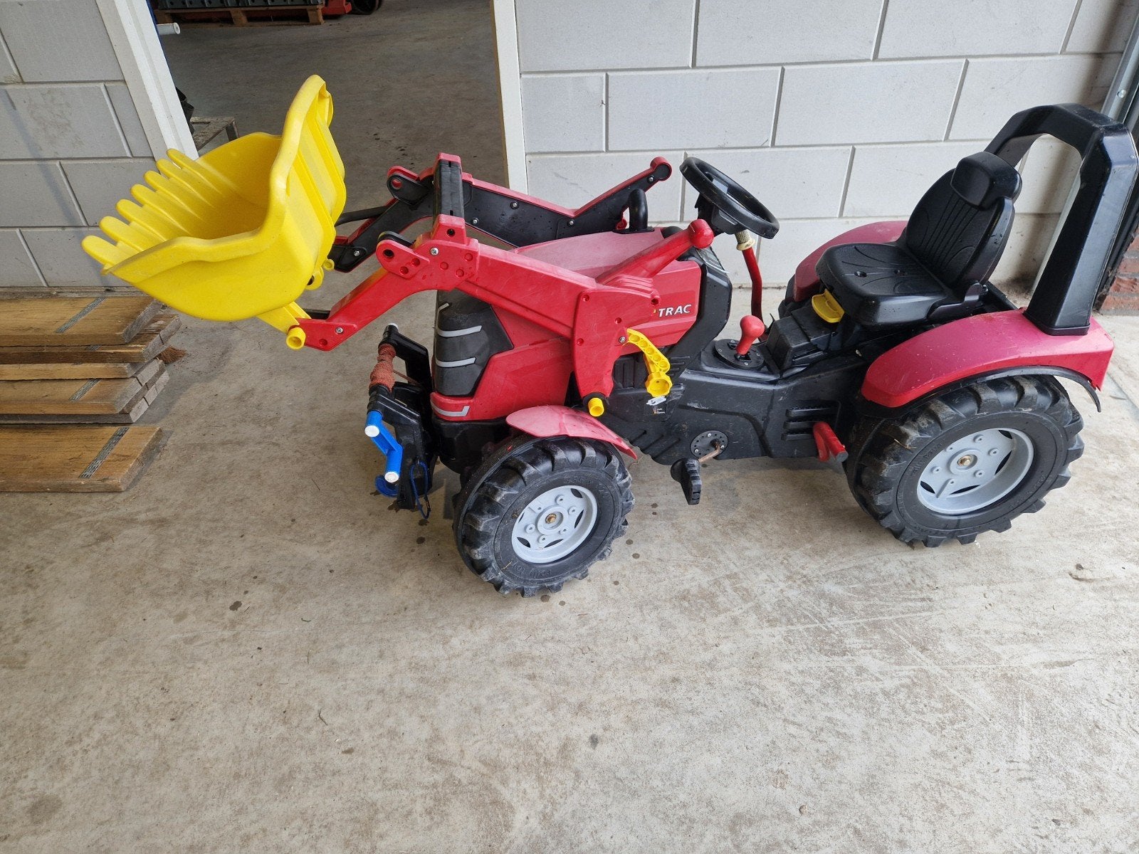Rolly Toys Traptrekker met voorlader en lier, Ophalen, Gebruikt