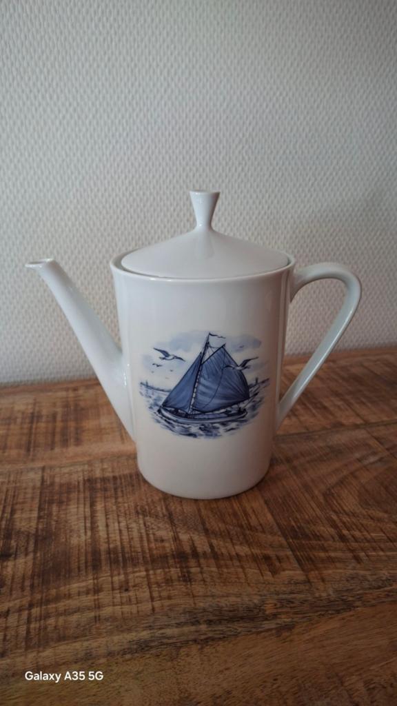 Bavaria porselein theepot vintage, Antiek en Kunst, Ophalen
