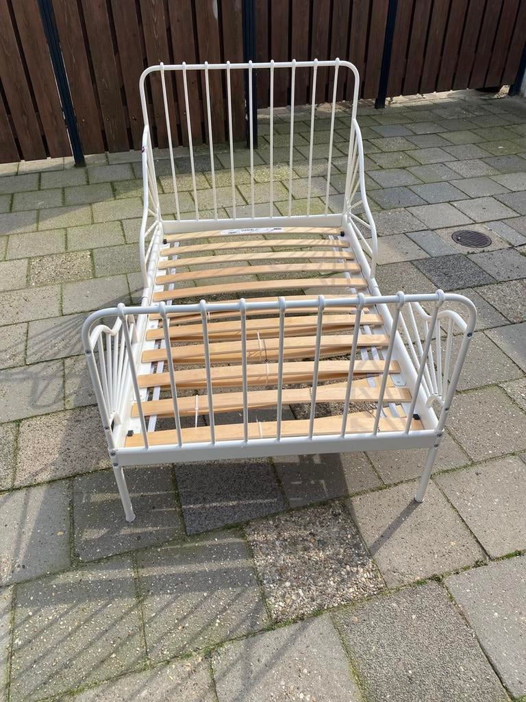 Meegroei bed Ikea, Kinderen en Baby's, Kinderkamer | Bedden, Ophalen, Zo goed als nieuw, 180 cm of meer, 70 tot 85 cm