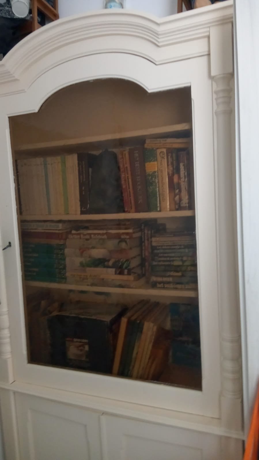 Prachtige witte Vitrinekast – Landelijke / Brocante Stijl, Ophalen, 200 cm of meer, 50 tot 100 cm, Zo goed als nieuw