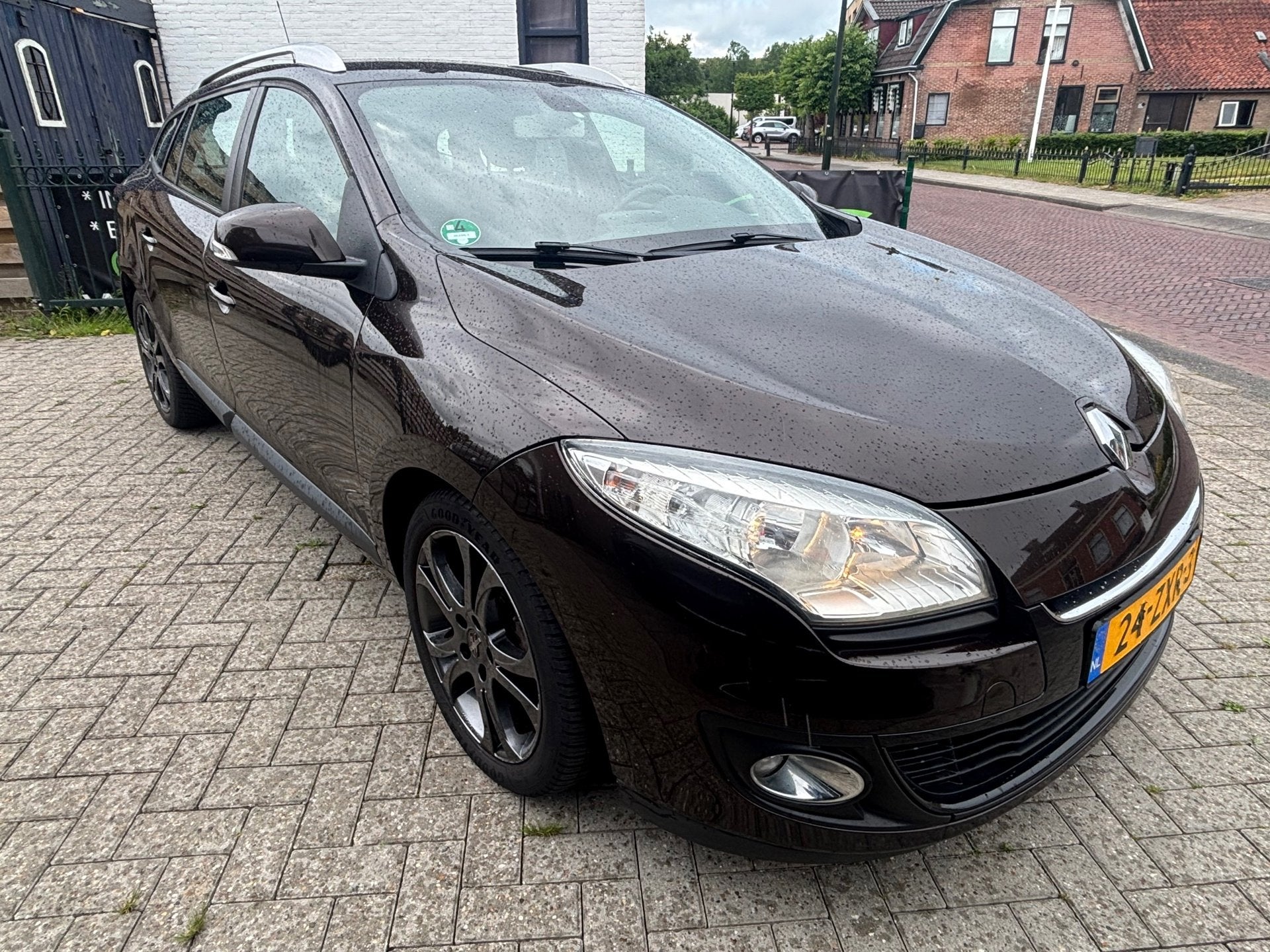 Renault Mégane Estate 1.2 TCe Expression export | rijd scha, Voorwielaandrijving, Euro 5, Gebruikt, 4 cilinders