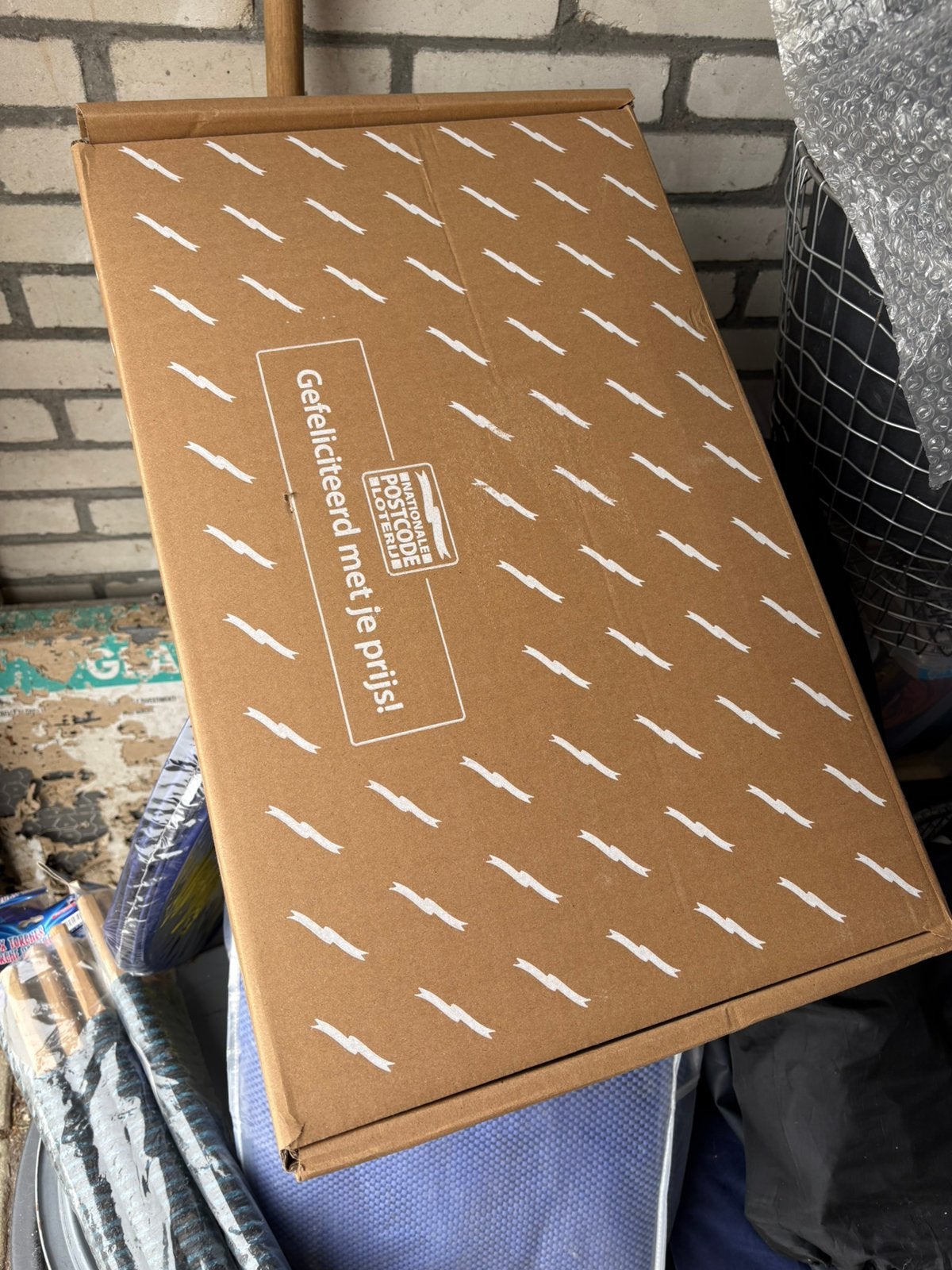 Postcode loterij koffer nieuw, Ophalen, Zo goed als nieuw