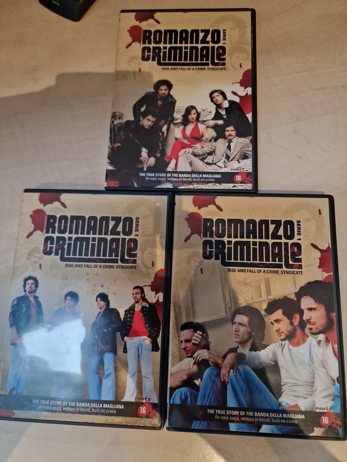 Romanzo Criminale - Serie 1 (Deel 1, 2 & 3) DVD, Cd's en Dvd's, Vanaf 16 jaar, Seizoen 1, Misdaad, Ophalen of Verzenden