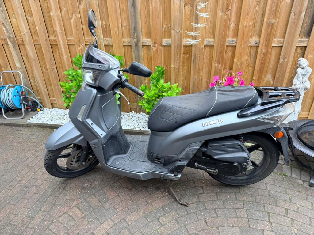 kymco people s 50, Fietsen en Brommers, Scooters | Kymco, Ophalen, Zo goed als nieuw, Benzine, People S