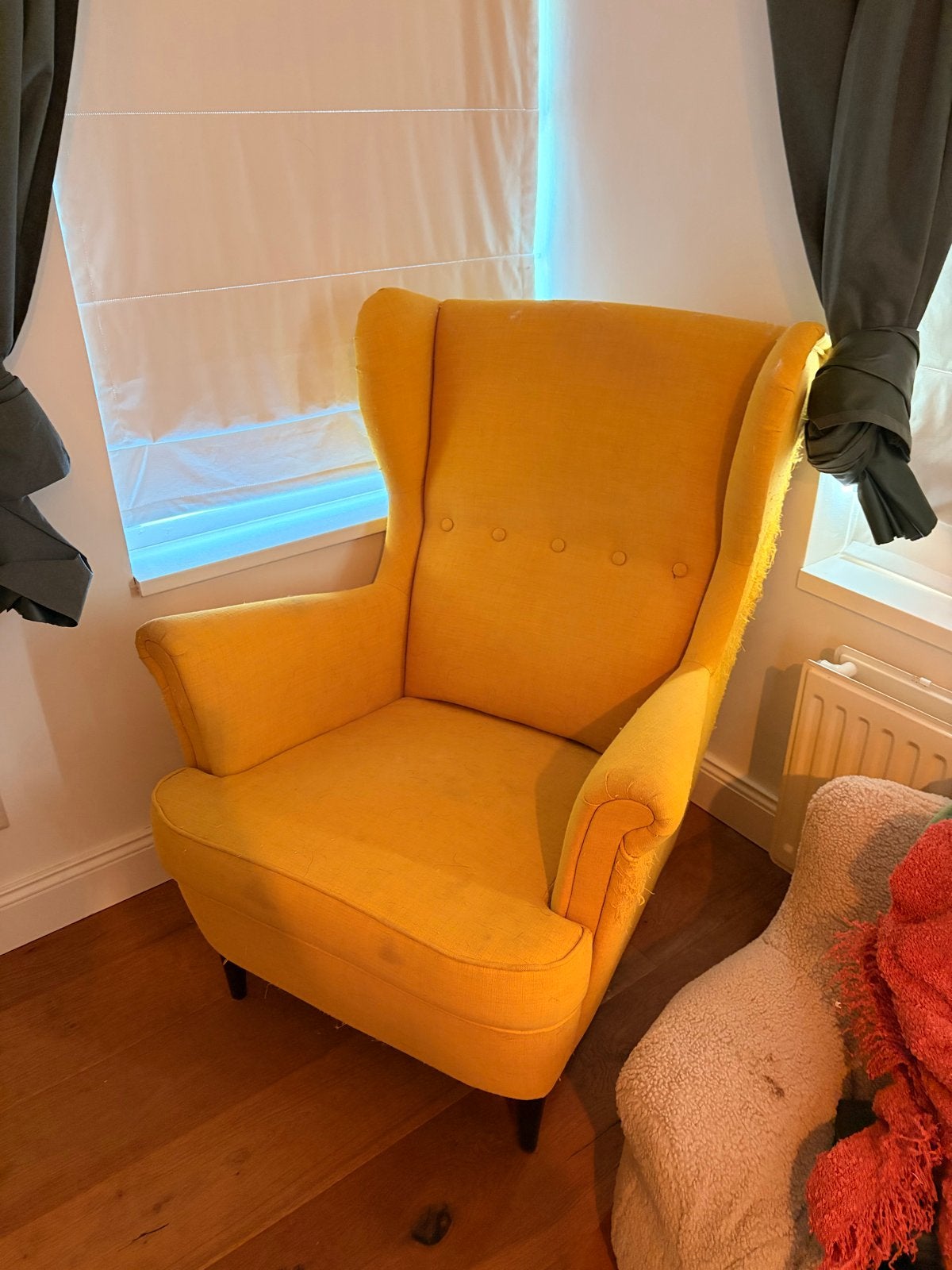 GRATIS 2x Ikea Strandmon oorfauteuil, okergeel, Huis en Inrichting, Fauteuils, Ophalen, Gebruikt, Stof, 75 tot 100 cm