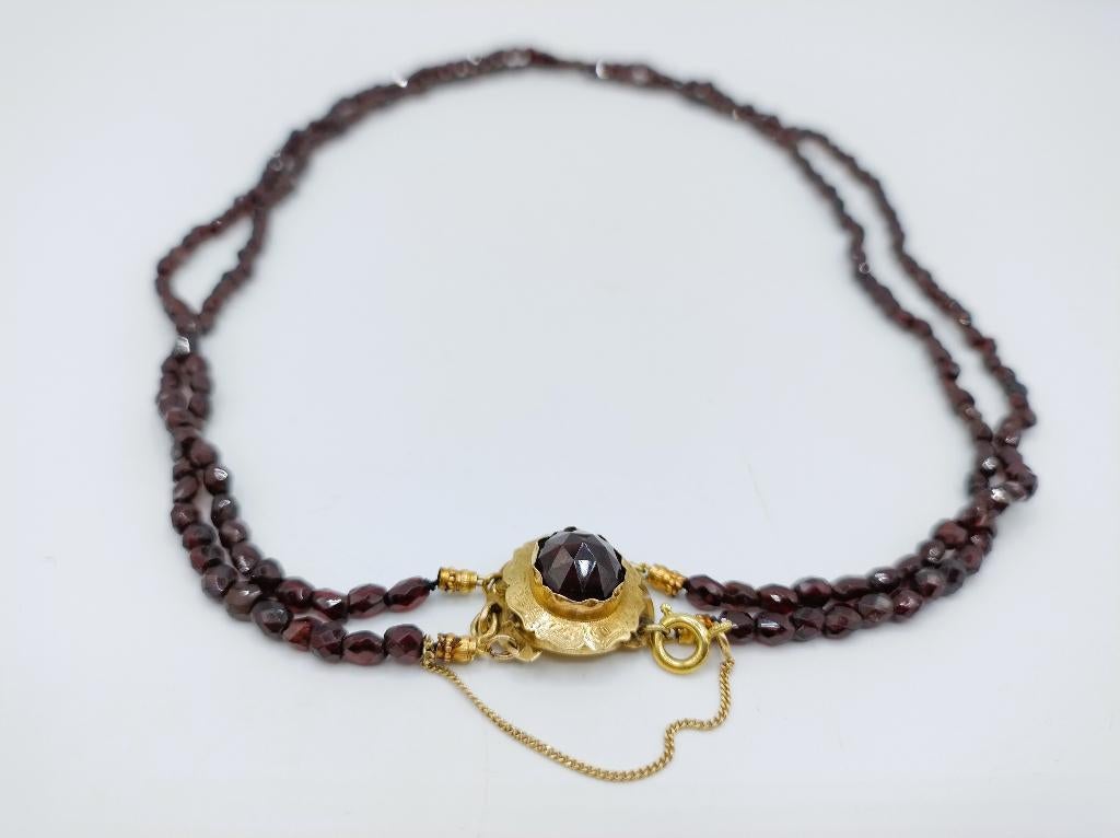 Granaten ketting met gouden slot, 50 cm, Sieraden, Tassen en Uiterlijk, Antieke sieraden, Verzenden, Goud, Ketting, Met edelsteen