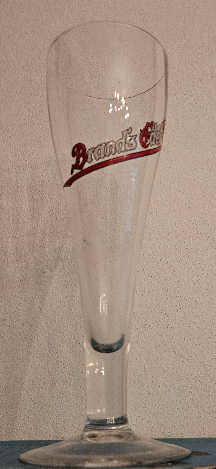 Zeldzaam en puntgaaf Brand bier edel pilsener glas, Ophalen of Verzenden, Zo goed als nieuw