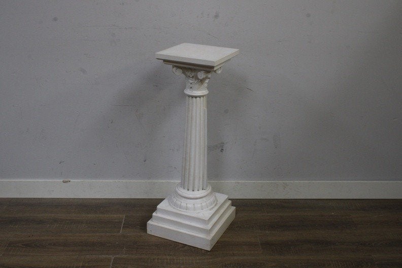 Massief houten zuil, wit, brocante. Hoog 96 cm. Voet 38x38cm, Ophalen, Gebruikt
