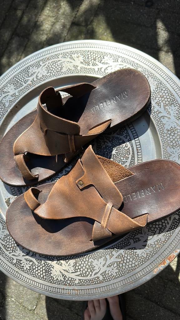 Manfield leren slippers 41, Slippers, Bruin, Ophalen of Verzenden, Gedragen
