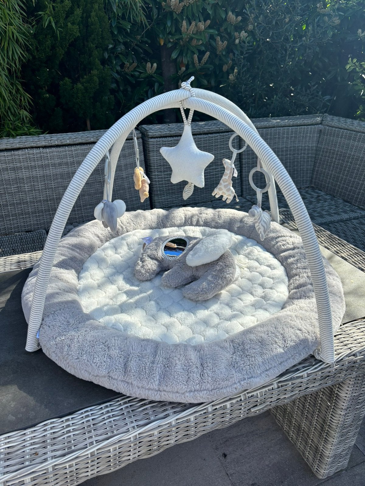 Speelkleed met babygym van Mamas & Papas, Ophalen, Zo goed als nieuw