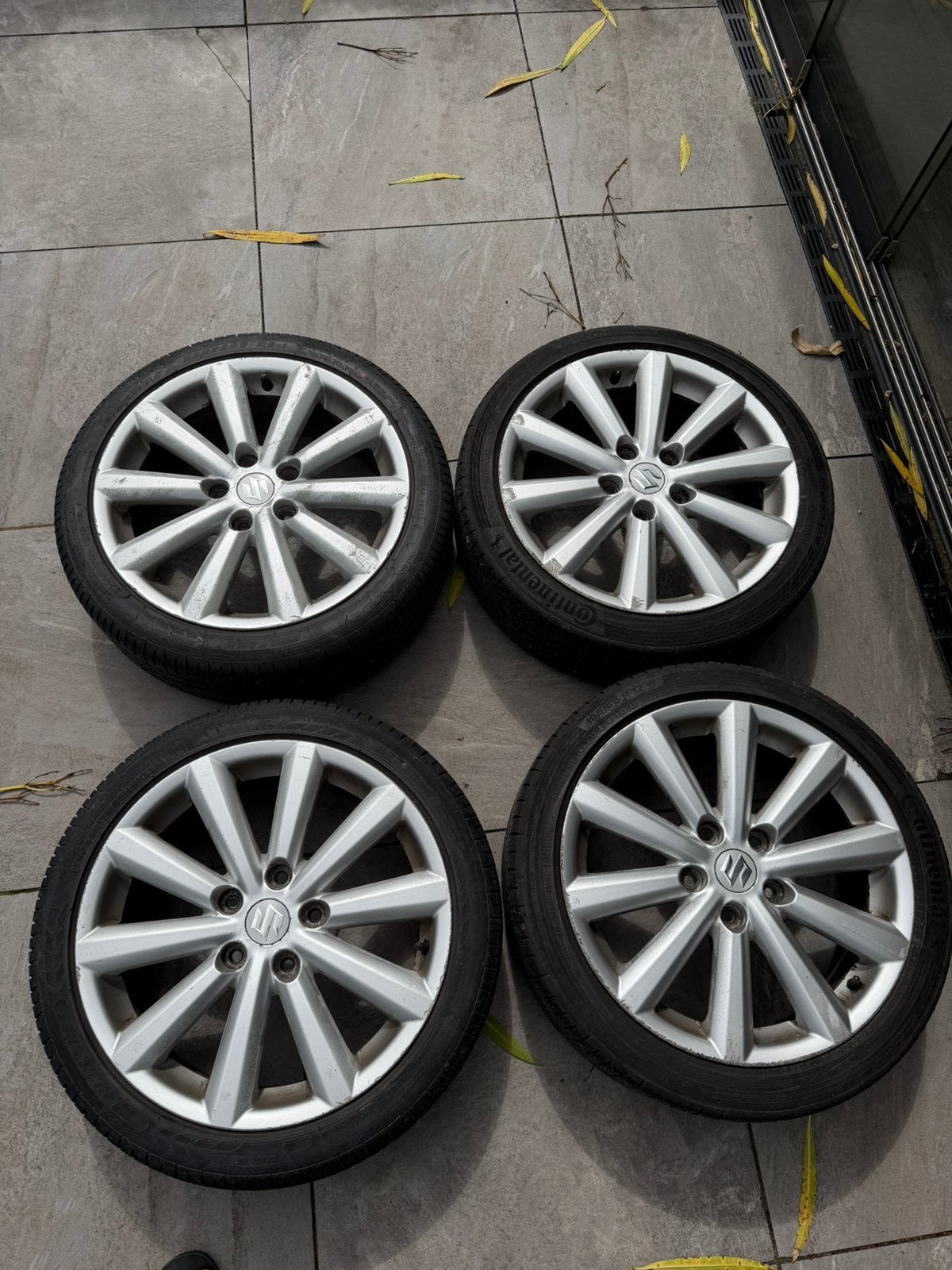 Velgen banden suzuki swift sport 2010, Auto-onderdelen, 17 inch, Ophalen of Verzenden, Band(en), 195 mm