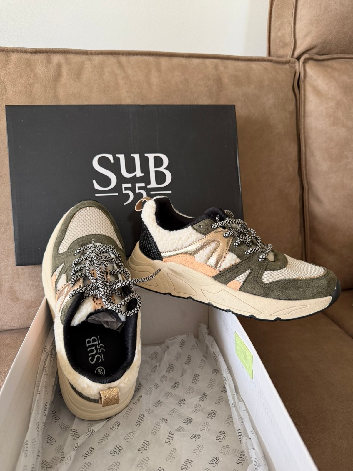 Sneaker, Ophalen, Zo goed als nieuw, Sneakers of Gympen