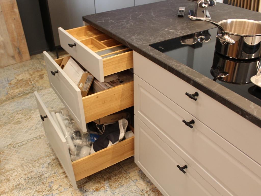MB-5 Luxe landelijke maatwerkkeuken met V-ZUG & NEFF, Ophalen, Info@beckermann.de, Overige kleuren, Overige typen
