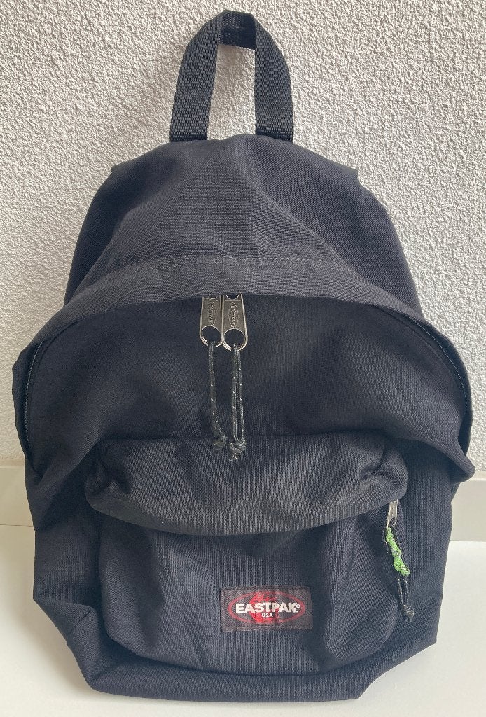 LET OP: Zie tekst-Eastpak Universele rugzak(24L, 40x30x18cm), Sieraden, Tassen en Uiterlijk, Tassen | Schooltassen, Gebruikt, Rugtas