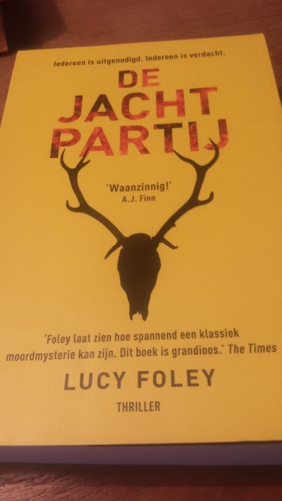 Lucy Foley - De jachtpartij, Ophalen of Verzenden, Zo goed als nieuw, Lucy Foley, Wereld overig